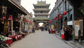 الرئيس الأمريكي يعلن رفضه لأنصاف الحلول لإنهاء الحرب التجارية مع الصين