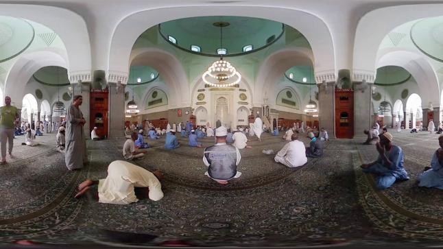 الشؤون الإسلامية تجدد فرش مسجد قباء بمبلغ 900 ألف ريال