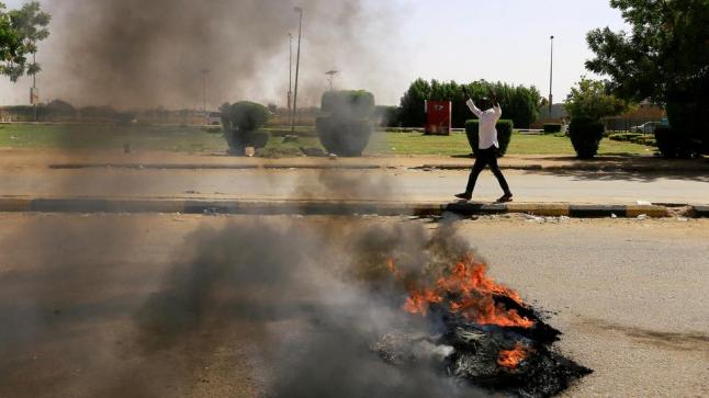 تحالف الحرية والتغيير السوداني ينتقد تعليق المجلس العسكري لمفاوضات نقل السلطة