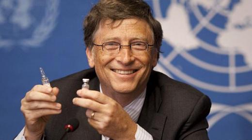 بيل جيتس يتبرأ من إتهامه بمحاولة السيطرة على العالم عن طريق لقاح كورونا