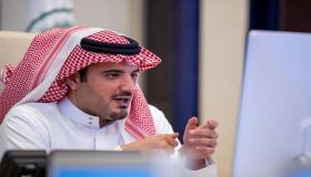 وزير الداخلية ورئيس لجنة الحج العليا يبحث مع قادة القطاعات الأمنية خطة الحج