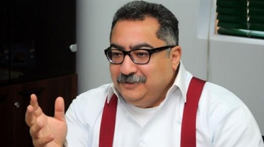 إبراهيم عيسى يترك القاهرة والناس