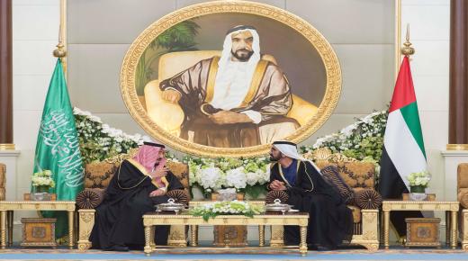 الإمارات تستقبل الملك سلمان بحفاوة بالغة