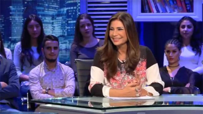 السر وراء ضحك الفنانة سوسن بدر في برنامج كلام نواعم