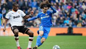 تشيلسي يُجهز عرضا كبيرا للتعاقد مع ظهير أيسر لعب لبرشلونة سابقا